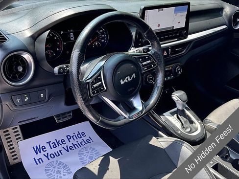 Used 2023 Kia Forte GT-Line w/ GT-Line Premium Package FWD image 12