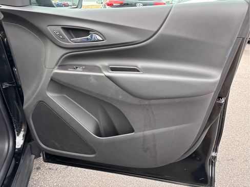 Used 2020 Chevrolet Equinox LT image 27