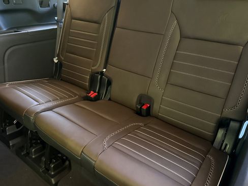 New 2026 GMC Yukon XL Denali Ultimate w/ LPO, Get Active Package AWD/4WD image 17
