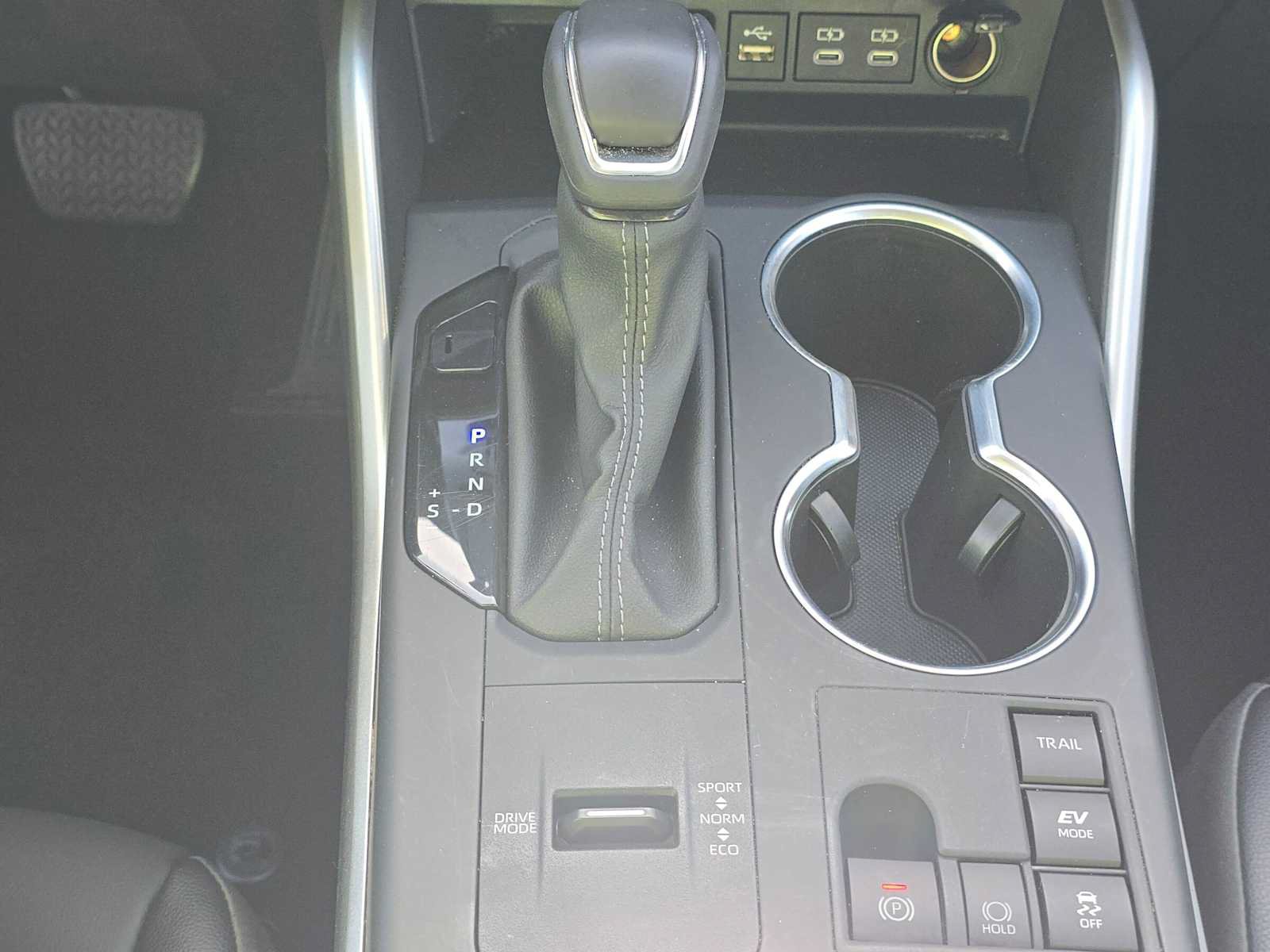 Certified 2025 Toyota Highlander XLE AWD/4WD image 34