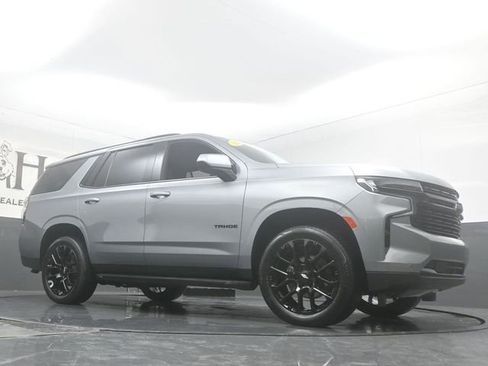 Used 2023 Chevrolet Tahoe RST AWD/4WD image 2