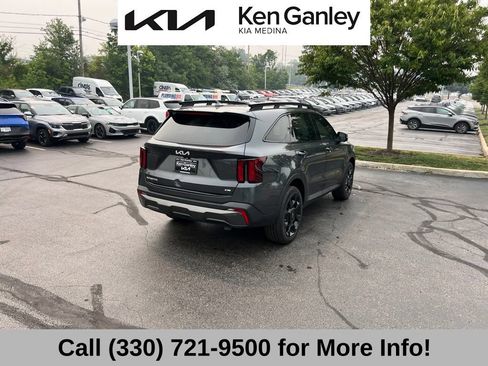 Certified 2024 Kia Sorento X-Line EX AWD/4WD image 11