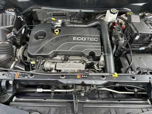 Certified 2022 Chevrolet Equinox Premier AWD/4WD image 10