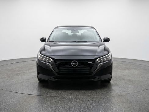 Used 2025 Nissan Sentra SV FWD image 2