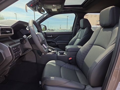 New 2026 Toyota Tacoma TRD Off-Road AWD/4WD image 9