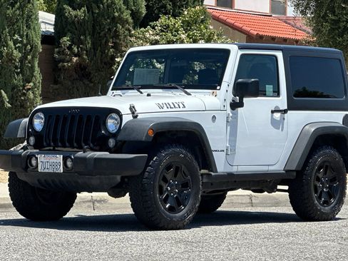 Used 2016 Jeep Wrangler Sport AWD/4WD image 8