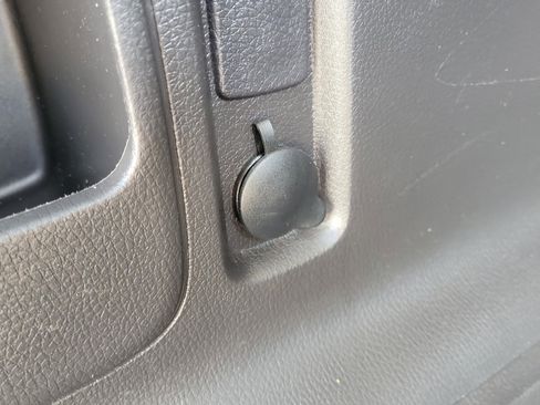 Used 2013 Ford Edge SE image 8