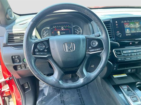 Used 2023 Honda Passport Elite image 11