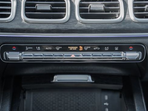 Certified 2025 Mercedes-Benz GLE 450e 4MATIC image 24