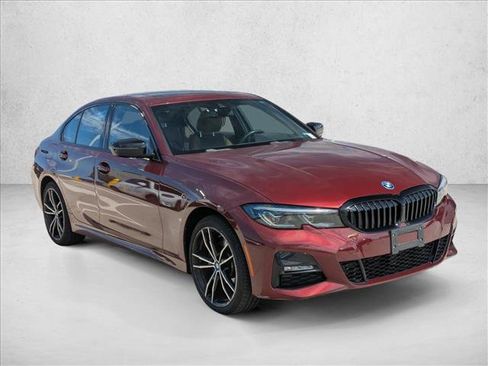 Used 2022 BMW 330e xDrive w/ M Sport Package AWD/4WD image 3