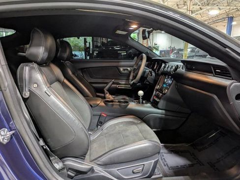 Used 2018 Ford Mustang Shelby GT350 w/ Convenience Package RWD image 12