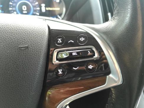 Used 2020 Cadillac Escalade ESV Luxury AWD/4WD image 40