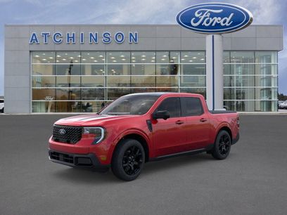 New 2025 Ford Maverick Lariat w/ Black Appearance Package