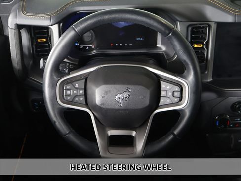 Used 2024 Ford Bronco Badlands AWD/4WD image 9