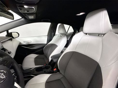 Certified 2024 Toyota Corolla XSE FWD image 3