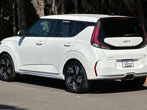 Used 2023 Kia Soul GT-Line FWD image 6