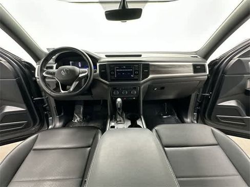 Certified 2023 Volkswagen Atlas Cross Sport SE image 19