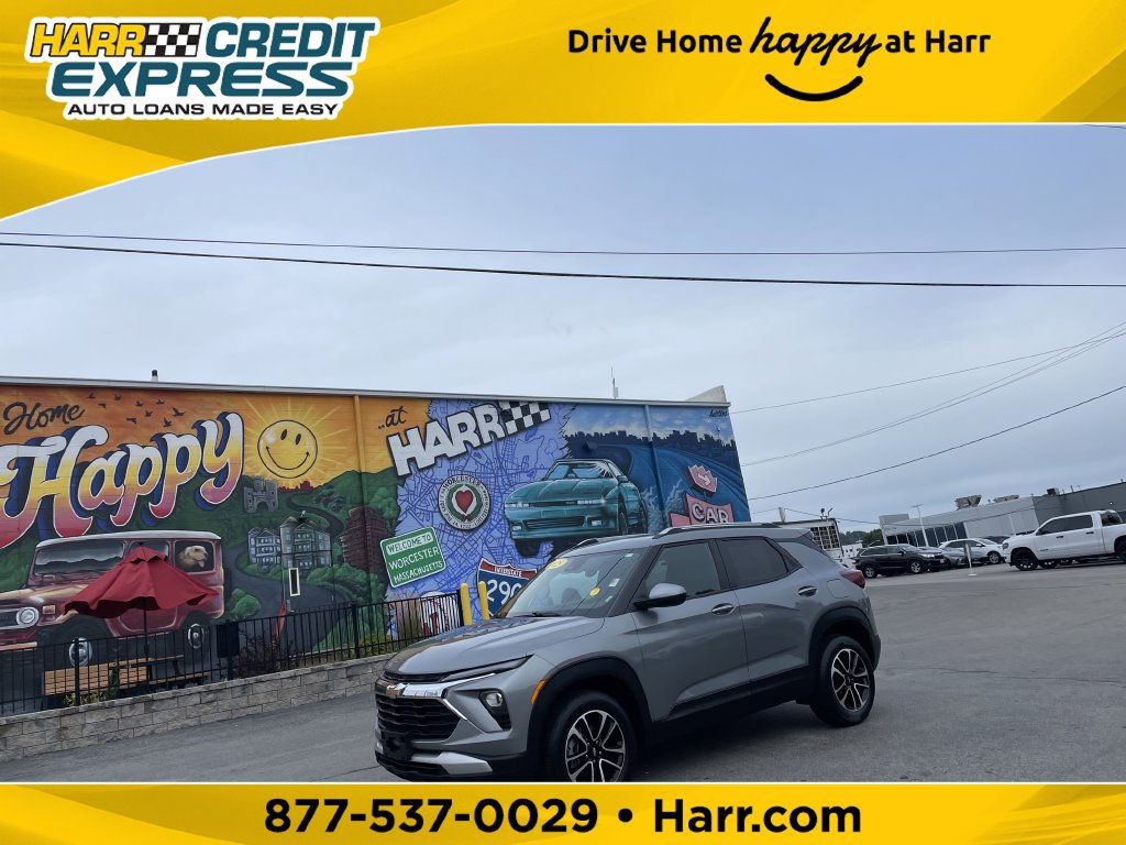 Used 2025 Chevrolet TrailBlazer LT AWD/4WD image 1
