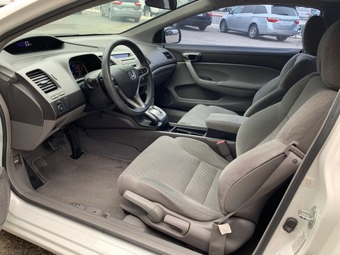 Used 2010 Honda Civic LX image 16