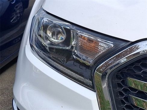 Used 2019 Ford Ranger Lariat w/ Equipment Group 501A Mid image 4