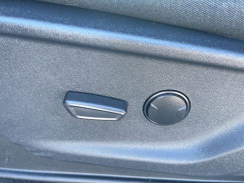 New 2025 Ford F150 XLT w/ Equipment Group 301A Standard image 19