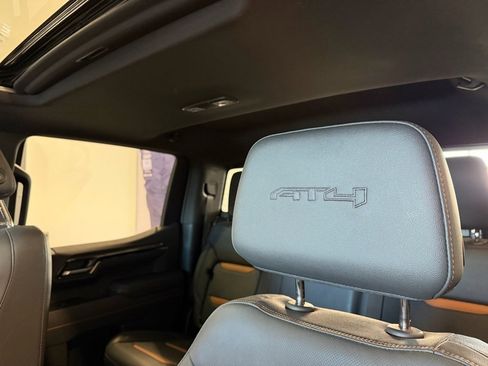 Used 2025 GMC Sierra 1500 AT4 w/ Technology Package image 15