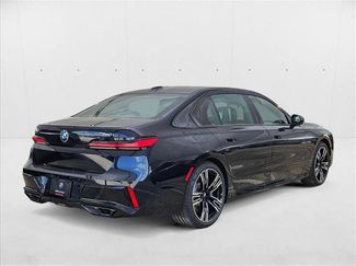 New 2025 BMW 760i xDrive w/ Executive Package video 2