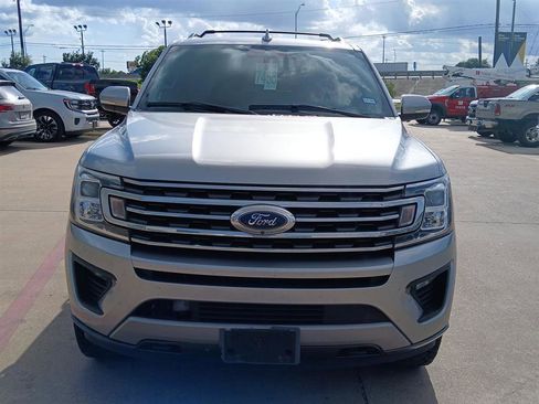 Used 2021 Ford Expedition XLT AWD/4WD image 4