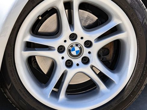 Used 2001 BMW Z8 RWD image 16