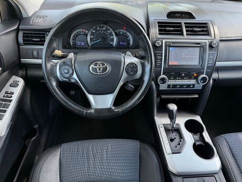 Used 2013 Toyota Camry SE w/ Convenience Pkg FWD image 10