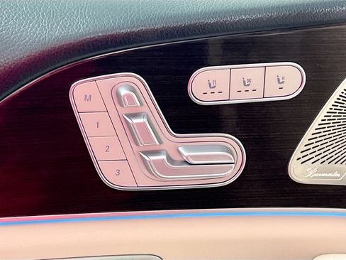 Used 2025 Mercedes-Benz GLE 450e 4MATIC image 15