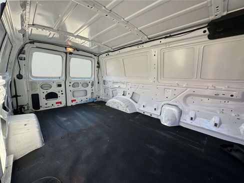 Used 2012 Ford E-250 and Econoline 250 w/ PWR Group RWD image 15