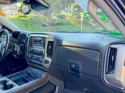 Used 2017 GMC Sierra 1500 Denali w/ Denali Ultimate Package image 16