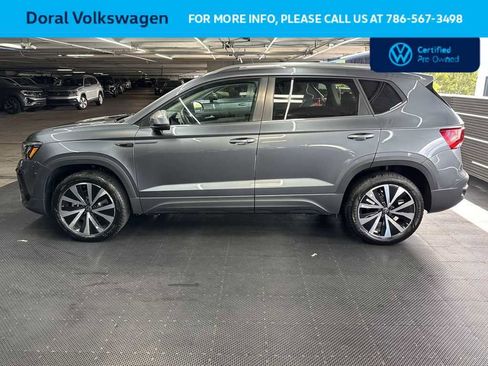 Used 2024 Volkswagen Taos SE FWD image 16