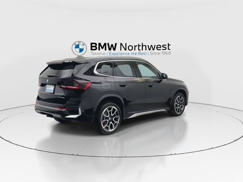 Used 2026 BMW X1 xDrive28i w/ Technology Package AWD/4WD image 3