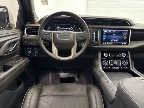 Used 2021 GMC Yukon Denali AWD/4WD image 25