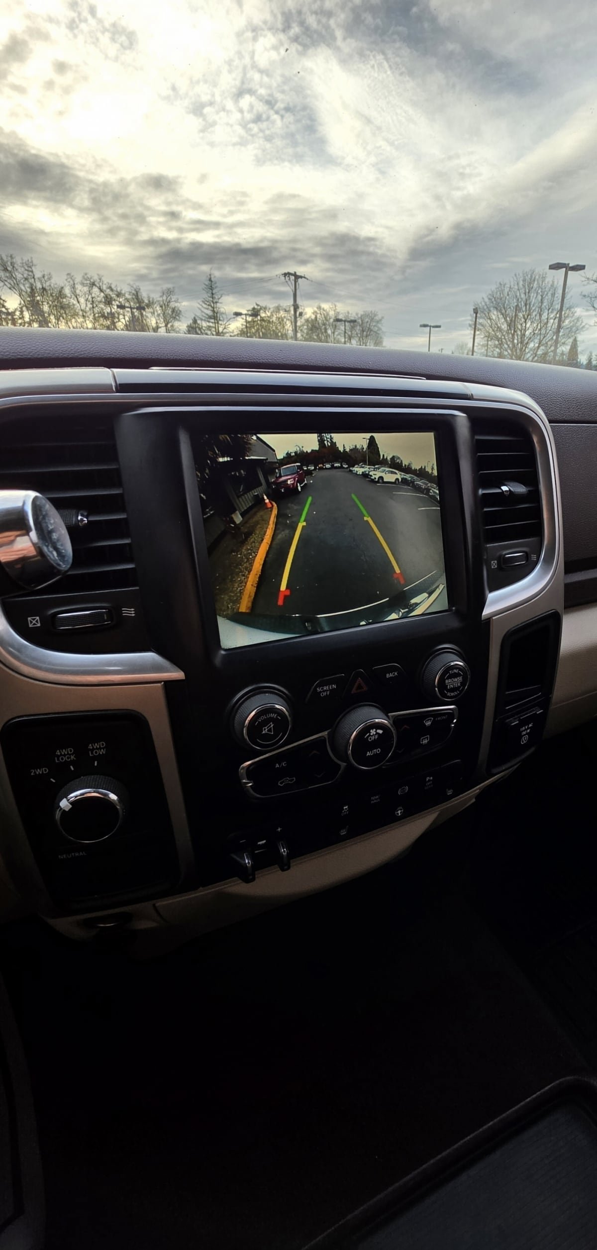 Used 2017 RAM 2500 Big Horn AWD/4WD image 9