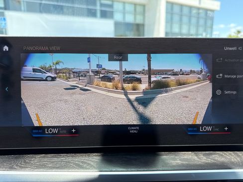 Used 2023 BMW i4 eDrive35 RWD image 31