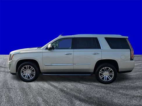 Used 2016 Cadillac Escalade 2WD image 7