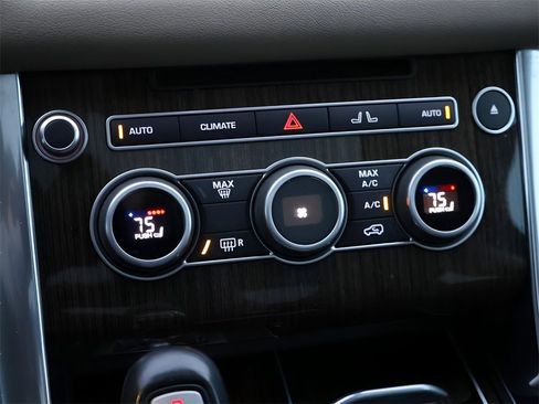 Used 2017 Land Rover Range Rover Sport HSE image 26