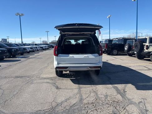 New 2026 Ford Expedition Max Platinum image 6