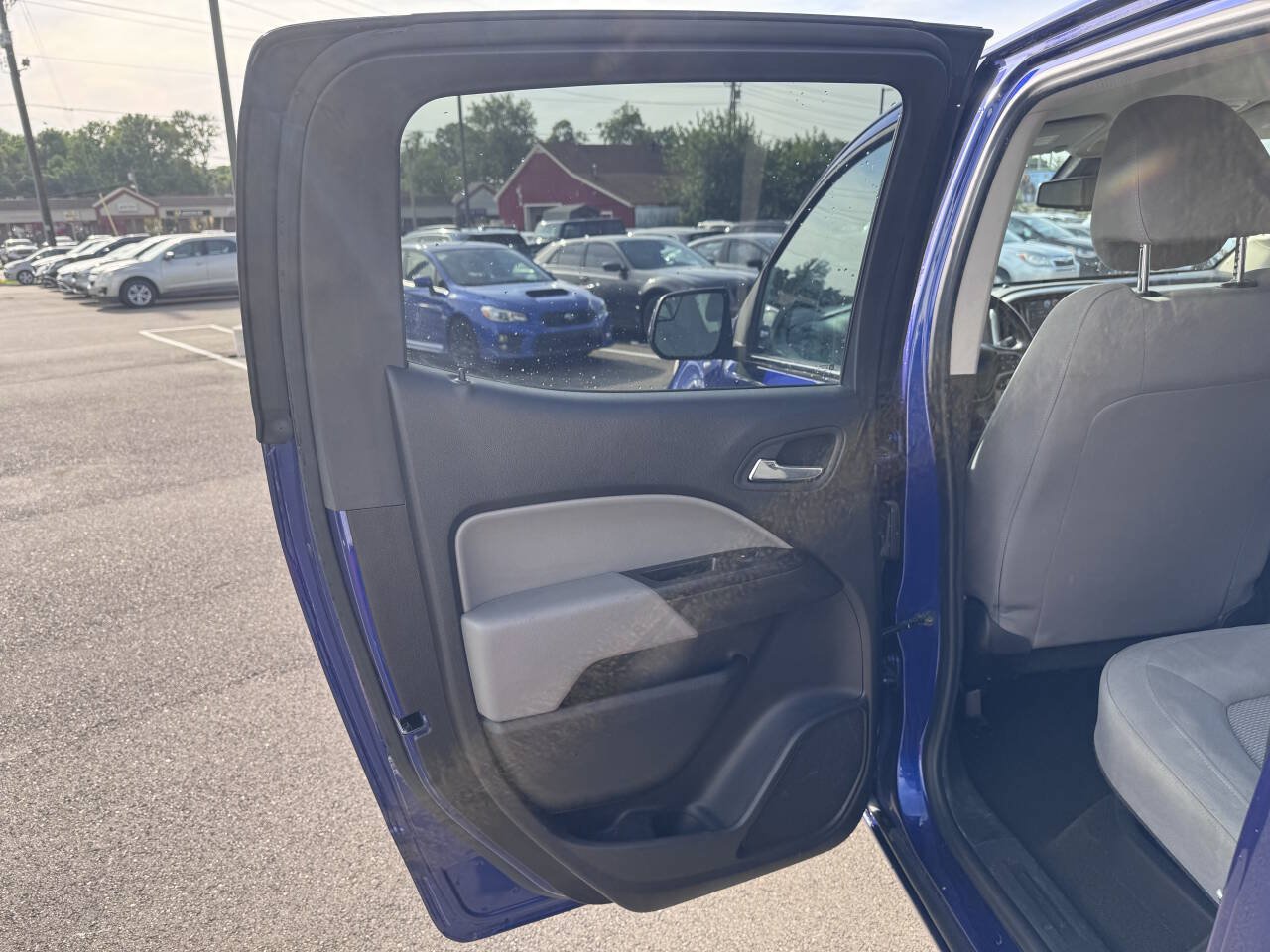 Used 2016 Chevrolet Colorado LT w/ LT Convenience Package RWD image 10