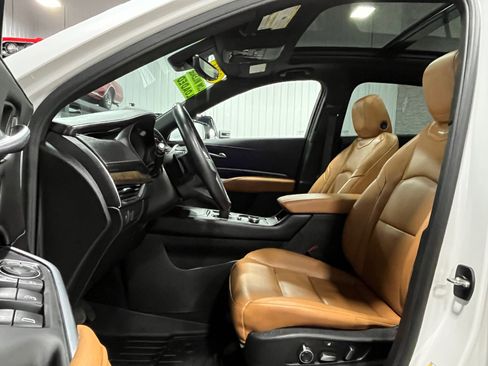 Used 2023 Cadillac XT4 Premium Luxury w/ Enhanced Visibility Package image 15