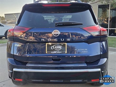 Used 2026 Nissan Rogue Platinum w/ Platinum Premium Package image 4