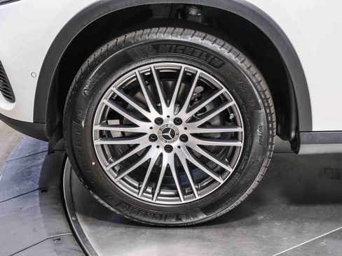 Certified 2026 Mercedes-Benz GLC 300 image 10