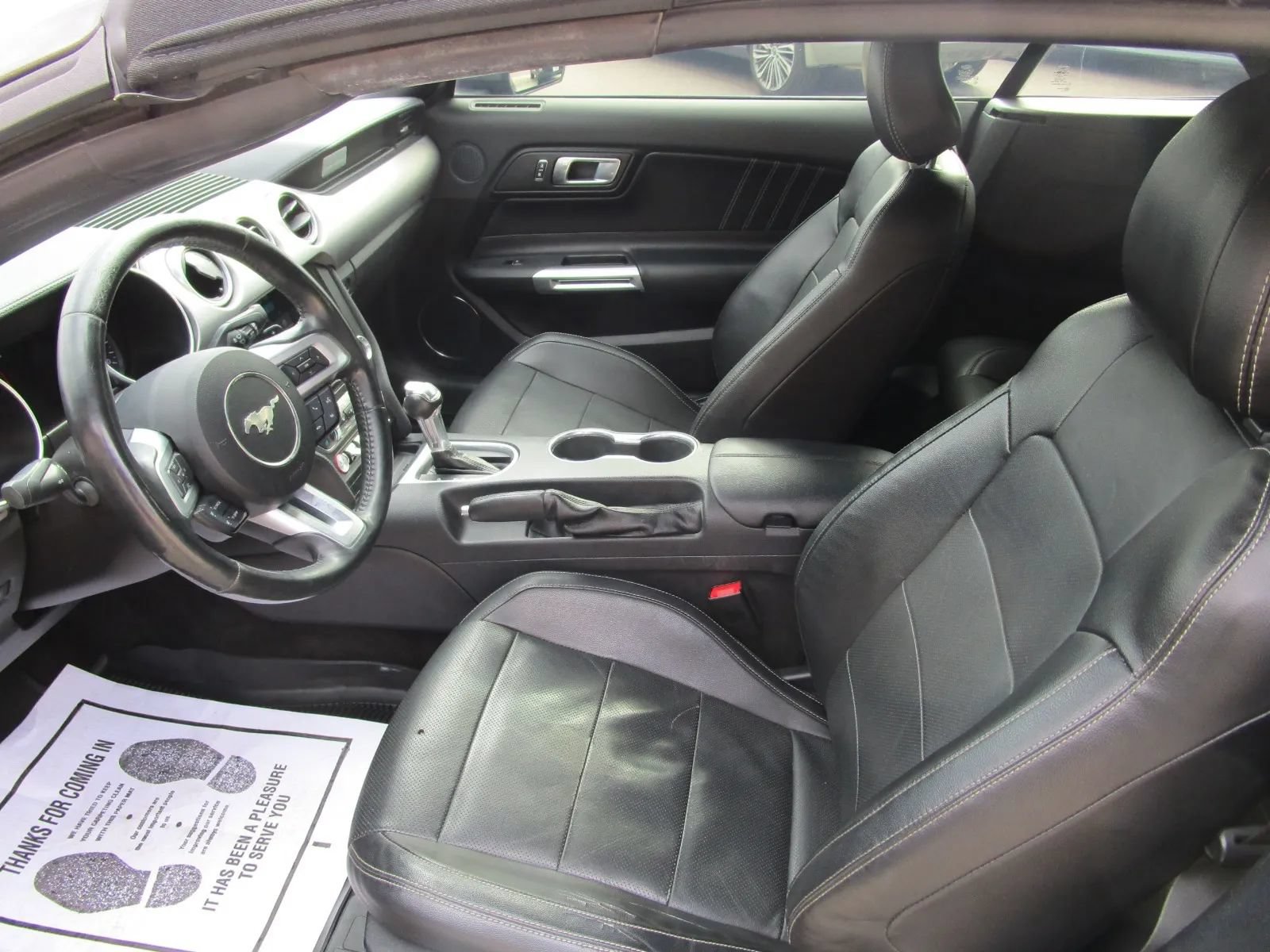 Used 2018 Ford Mustang Premium RWD image 11