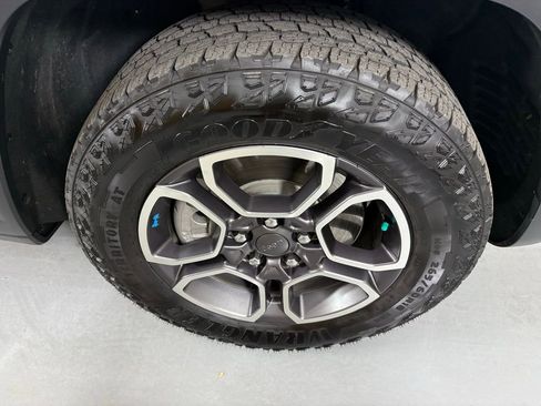 Used 2022 Jeep Grand Cherokee Trailhawk image 11