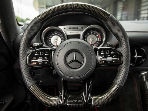 Used 2014 Mercedes-Benz SLS AMG Black Series image 42