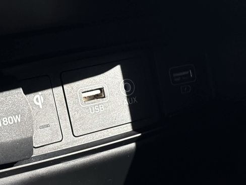 Used 2020 Hyundai Santa Fe SEL image 27