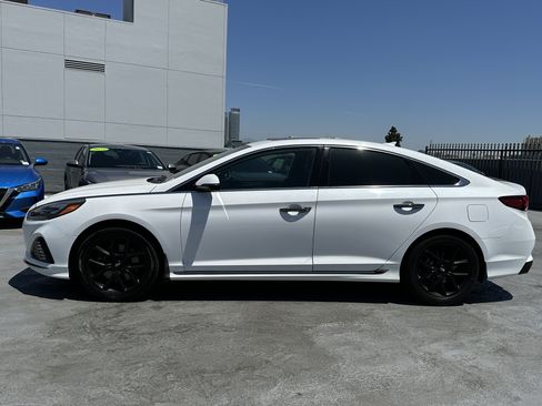 Used 2018 Hyundai Sonata Limited FWD image 3